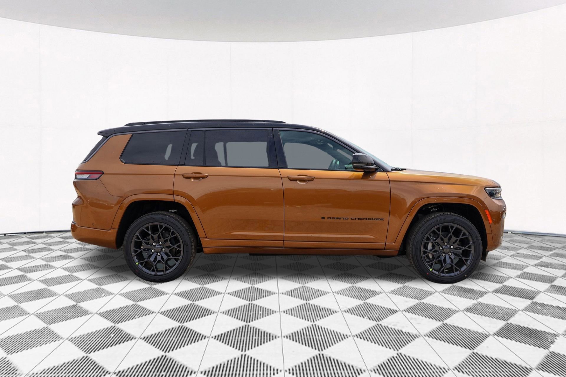 New 2026 Jeep Grand Cherokee L Summit AWD/4WD image 11