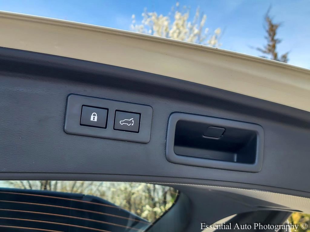 Used 2024 Subaru Forester Sport image 27