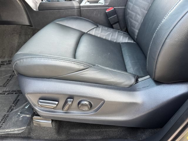 Used 2025 Toyota Tacoma TRD Sport w/ TRD Sport Premium Package AWD/4WD image 17