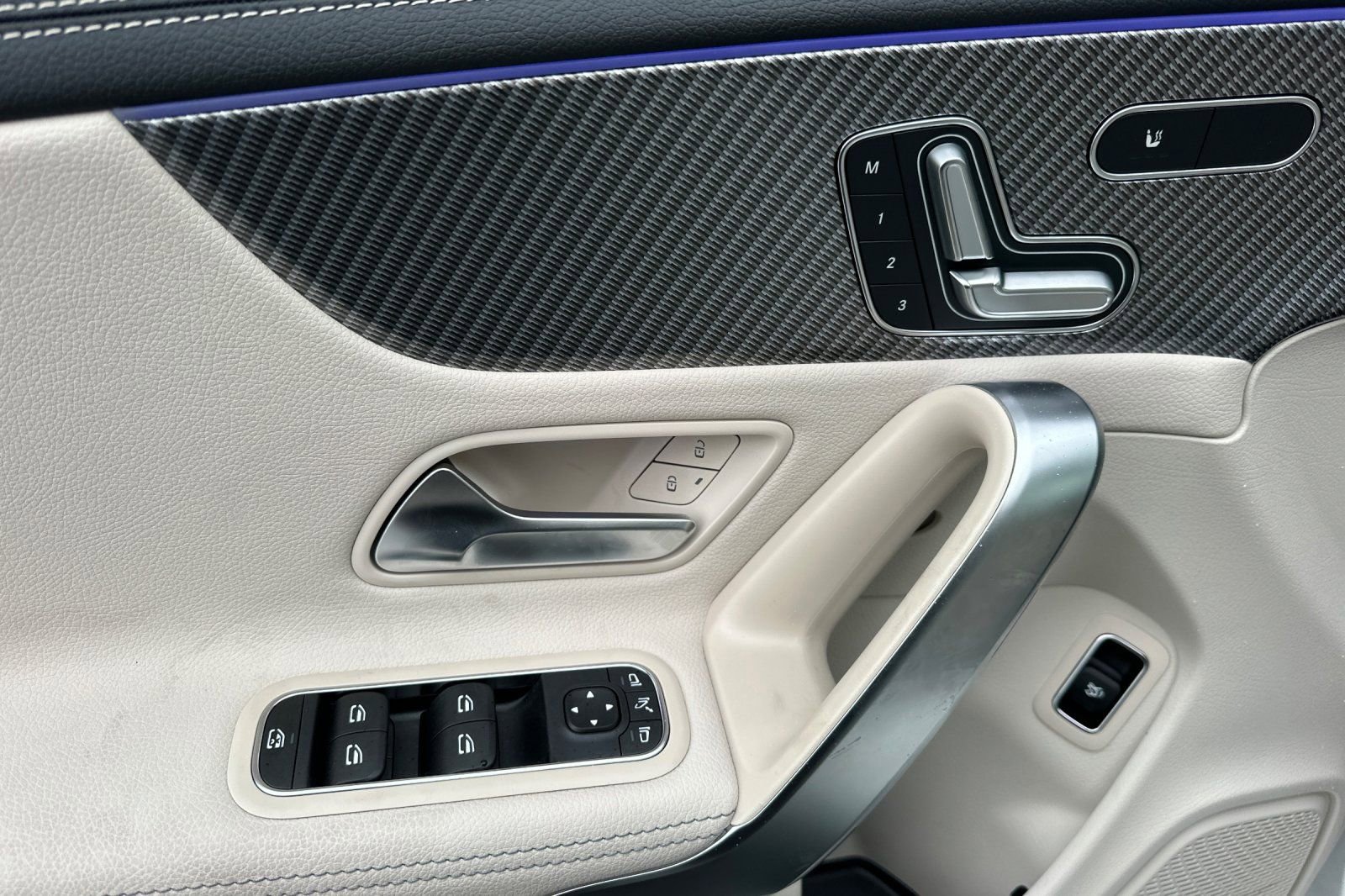 New 2025 Mercedes-Benz CLA 250 4MATIC image 9