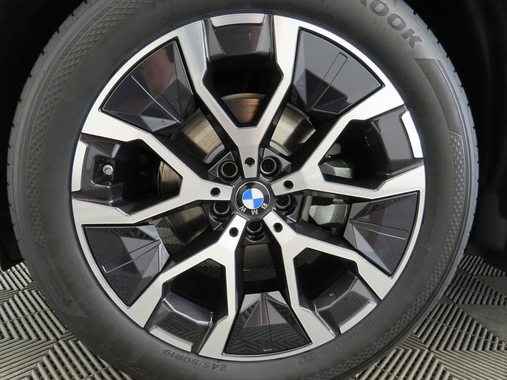 New 2026 BMW X3 xDrive30 w/ Convenience Package image 30