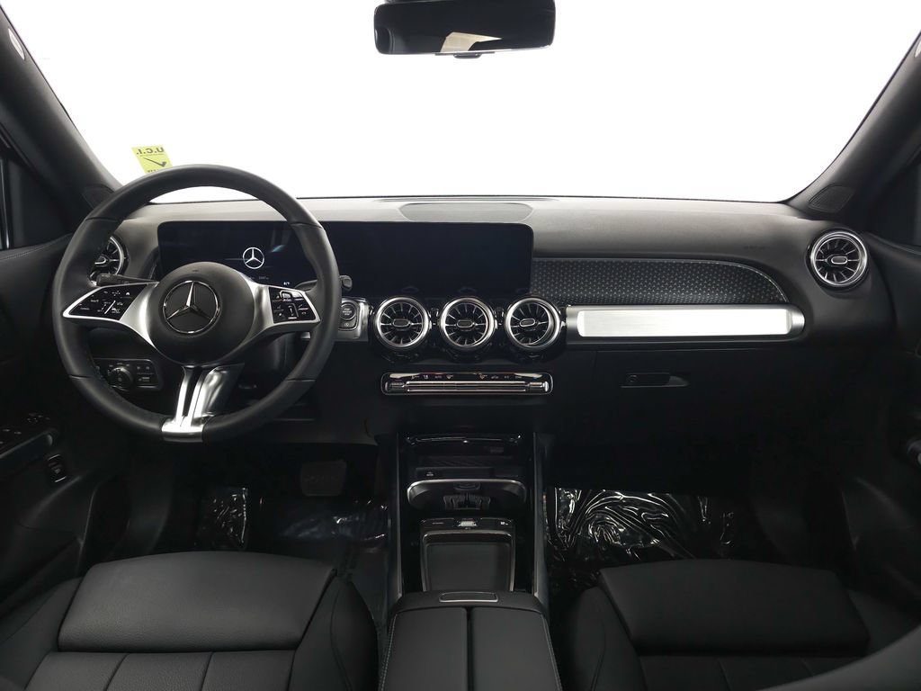 Certified 2026 Mercedes-Benz GLB 250 4MATIC image 23