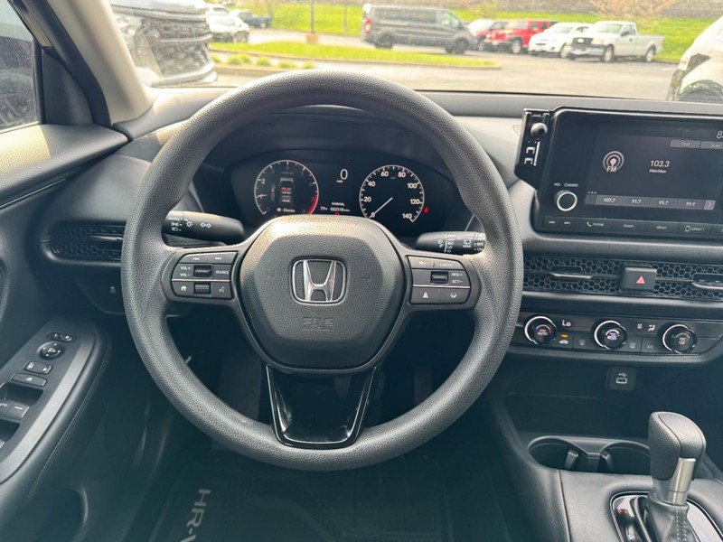 Used 2025 Honda HR-V LX image 12