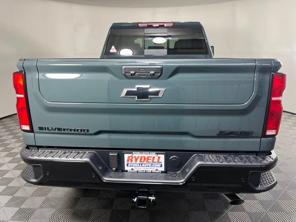 New 2026 Chevrolet Silverado 2500 ZR2 w/ LPO, Dark Essentials Package AWD/4WD image 4