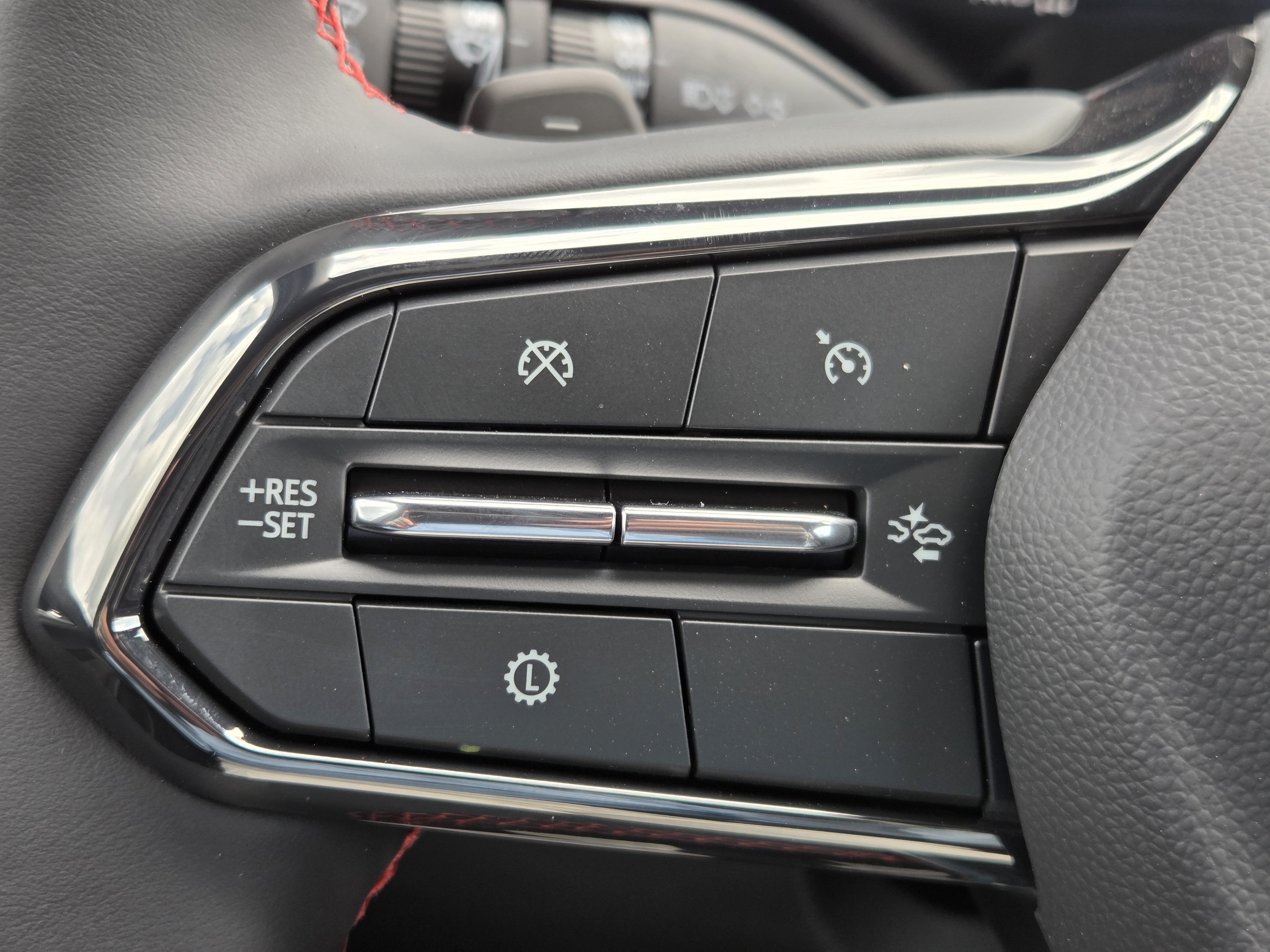 New 2027 Chevrolet Equinox RS AWD/4WD image 15