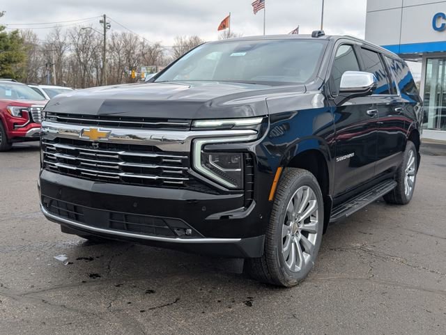 New 2026 Chevrolet Suburban Premier image 3