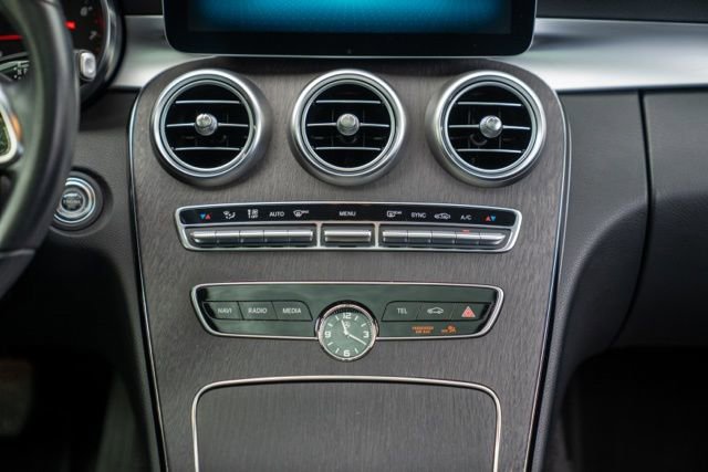 Used 2019 Mercedes-Benz C 300 4MATIC Coupe image 33