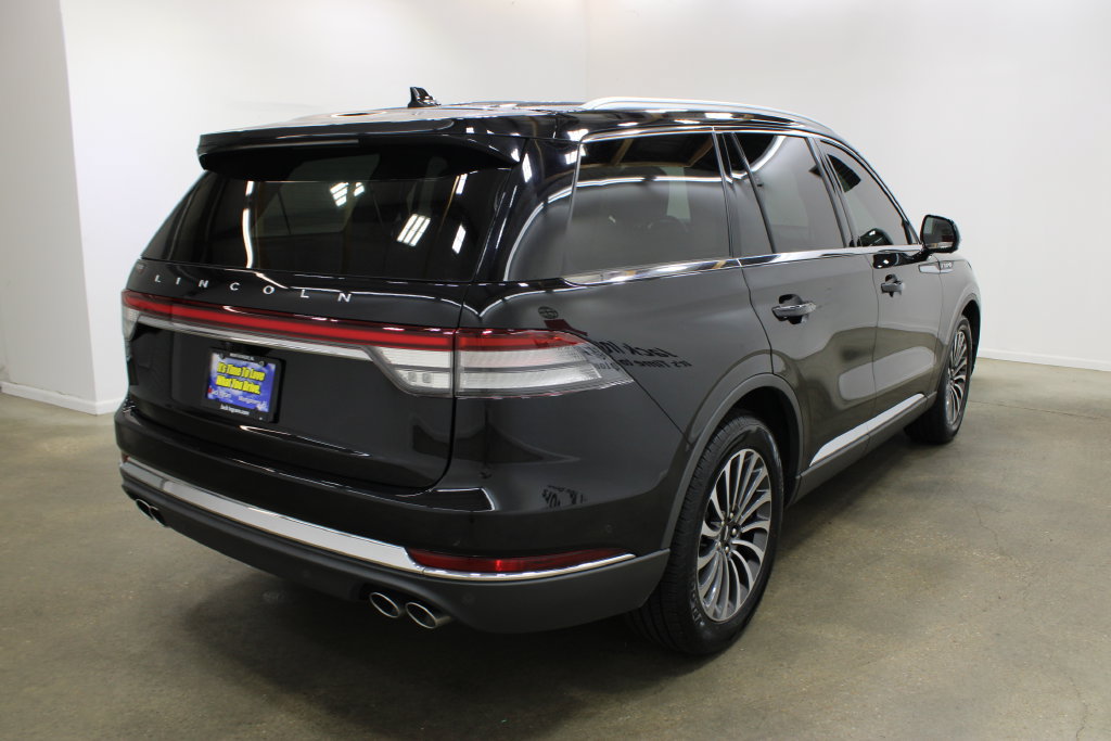 Used 2023 Lincoln Aviator Reserve w/ Elements Package Plus RWD image 5