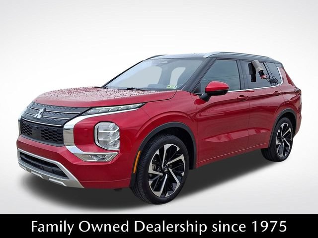 Used 2024 Mitsubishi Outlander SEL AWD/4WD image 3