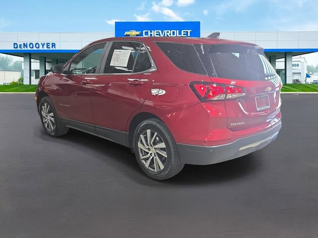 Used 2024 Chevrolet Equinox LT AWD/4WD image 7