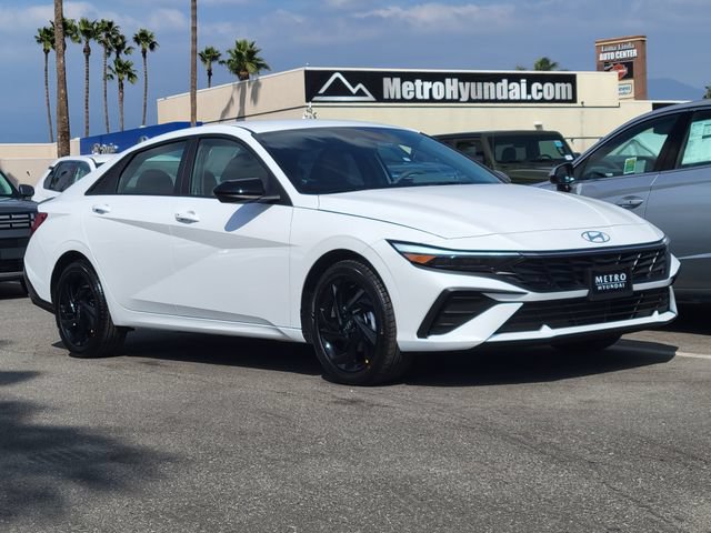 New 2026 Hyundai Elantra Sport FWD image 31