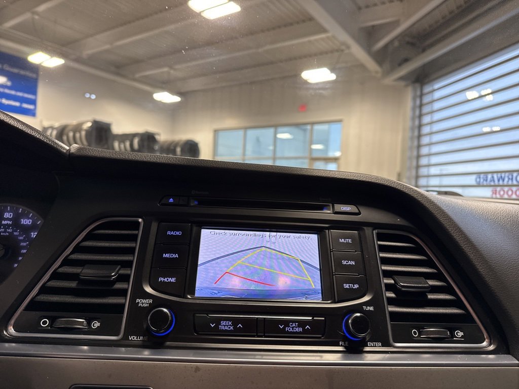 Used 2015 Hyundai Sonata SE w/ Option Group 09 image 14