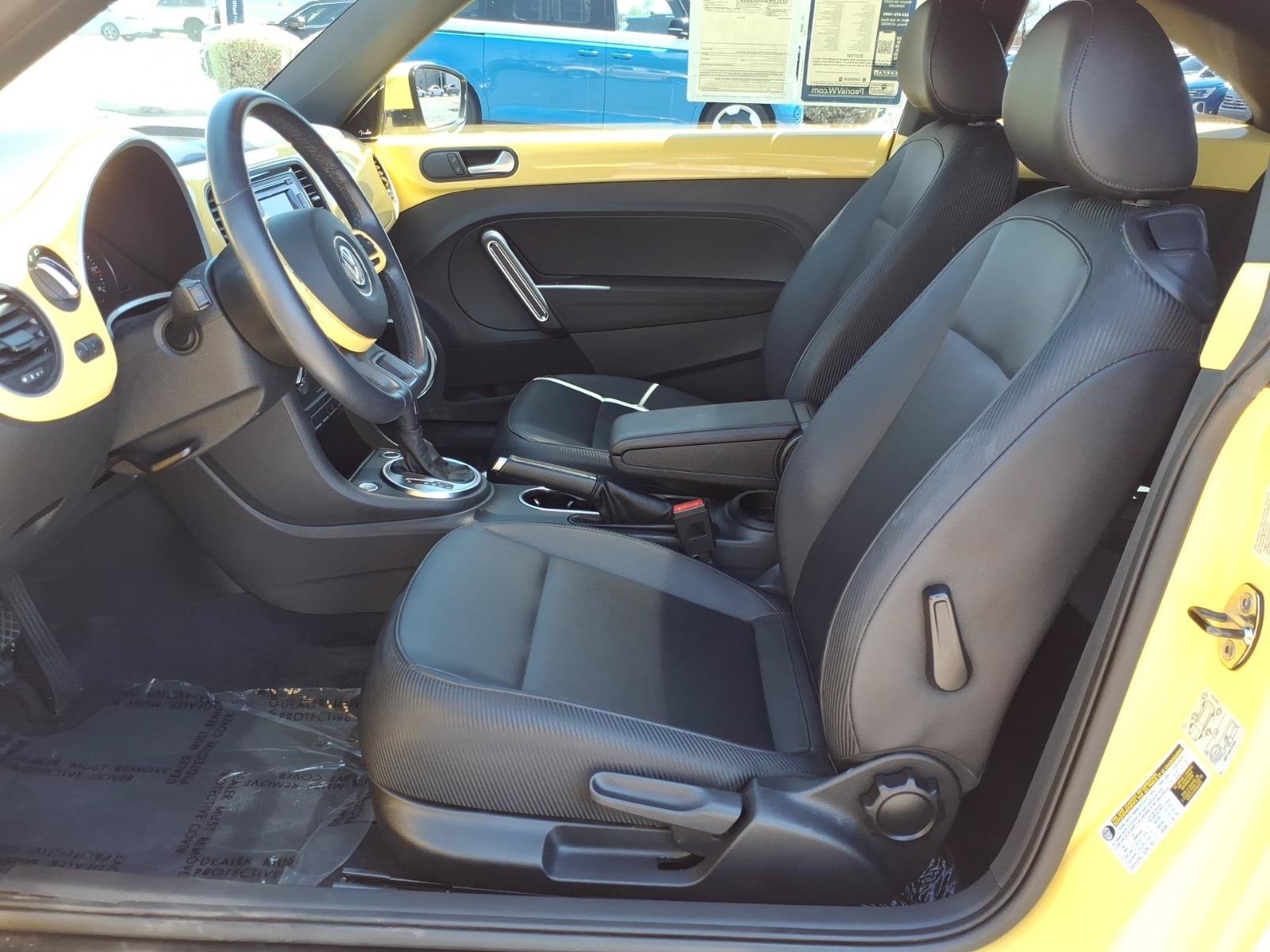 Used 2012 Volkswagen Beetle 2.5 FWD image 20