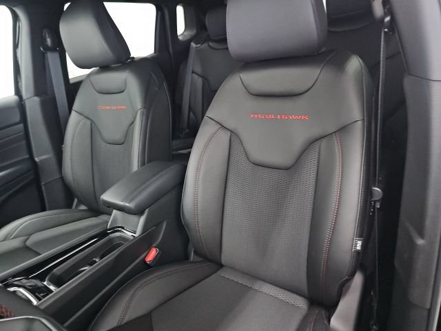 New 2026 Jeep Compass Trailhawk w/ Sun, Sound & Navigation Group AWD/4WD image 23