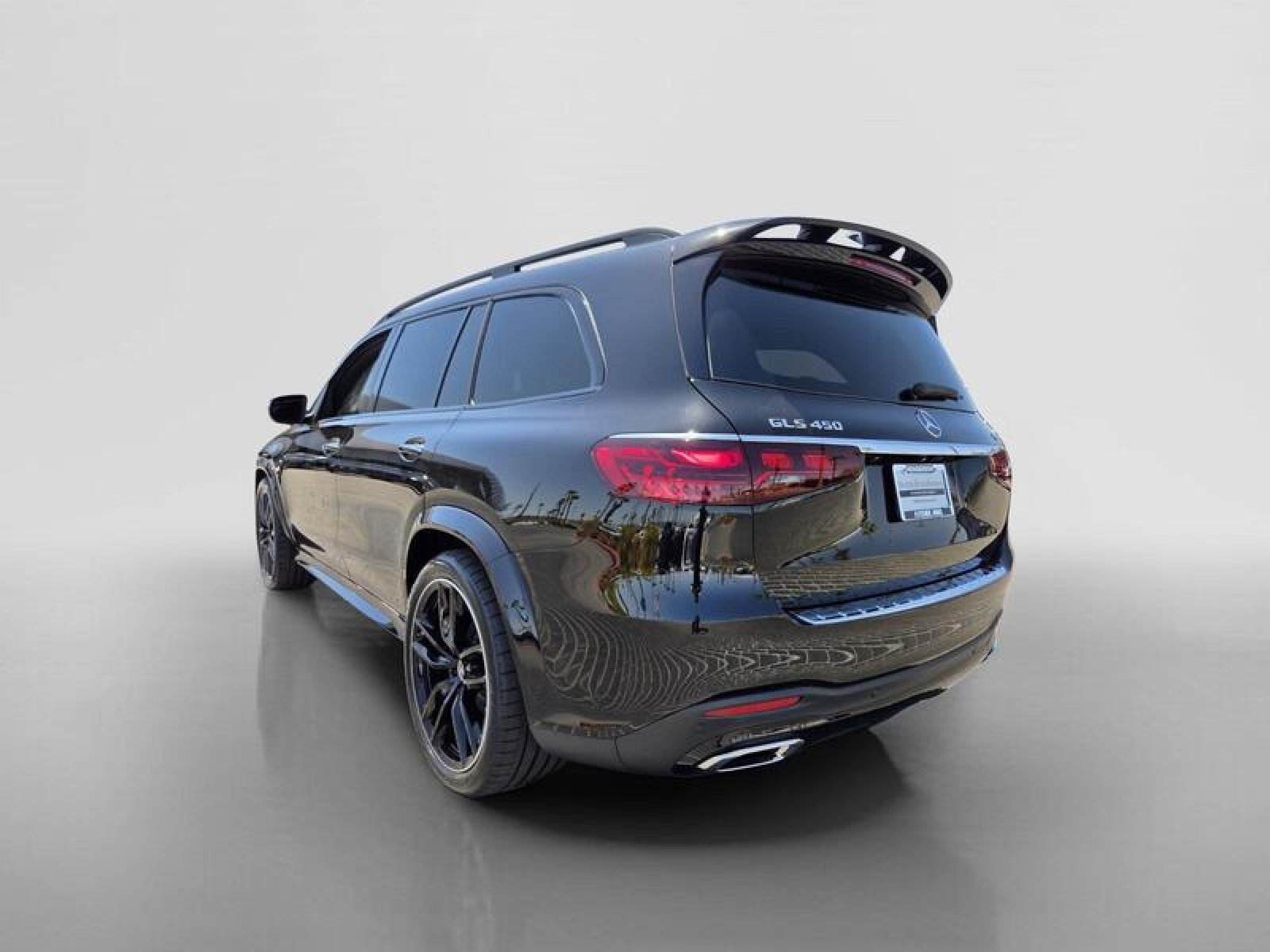 New 2026 Mercedes-Benz GLS 450 4MATIC image 3