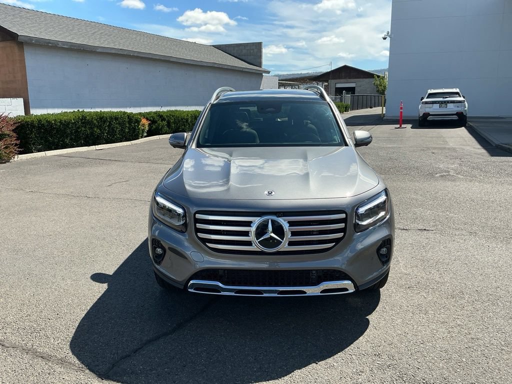 Certified 2026 Mercedes-Benz GLB 250 4MATIC image 4