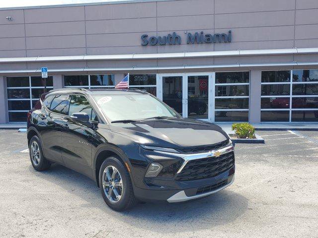 Used 2023 Chevrolet Blazer LT w/ Sound & Technology Package AWD/4WD image 1