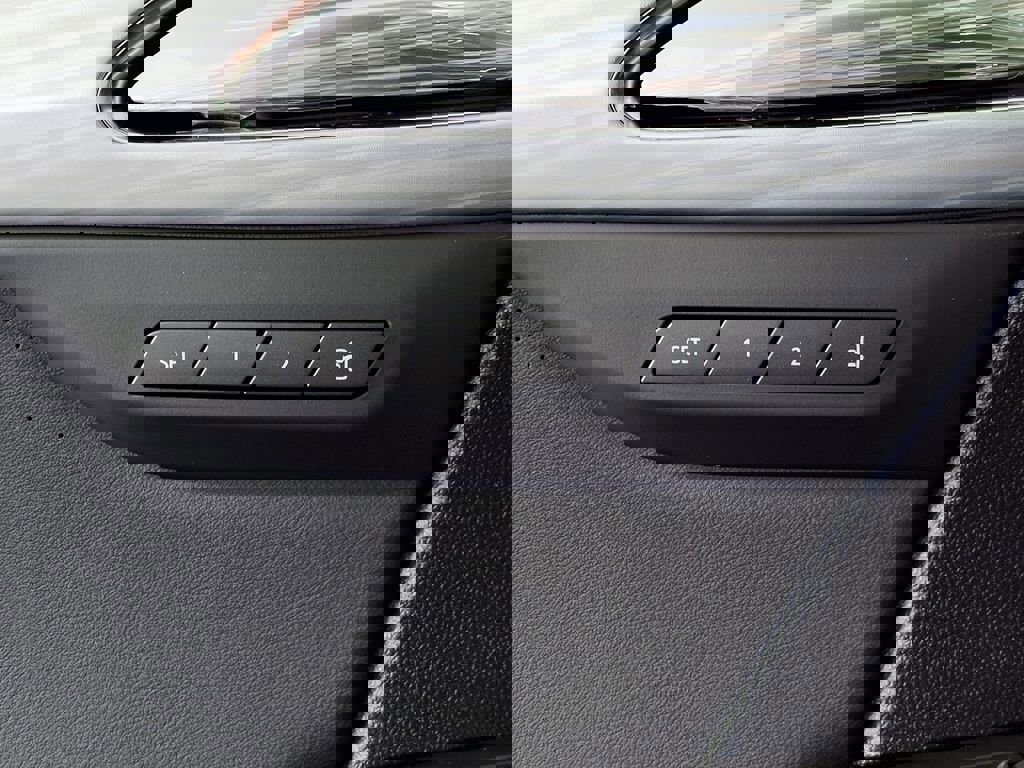 New 2026 Buick Envision Avenir image 55