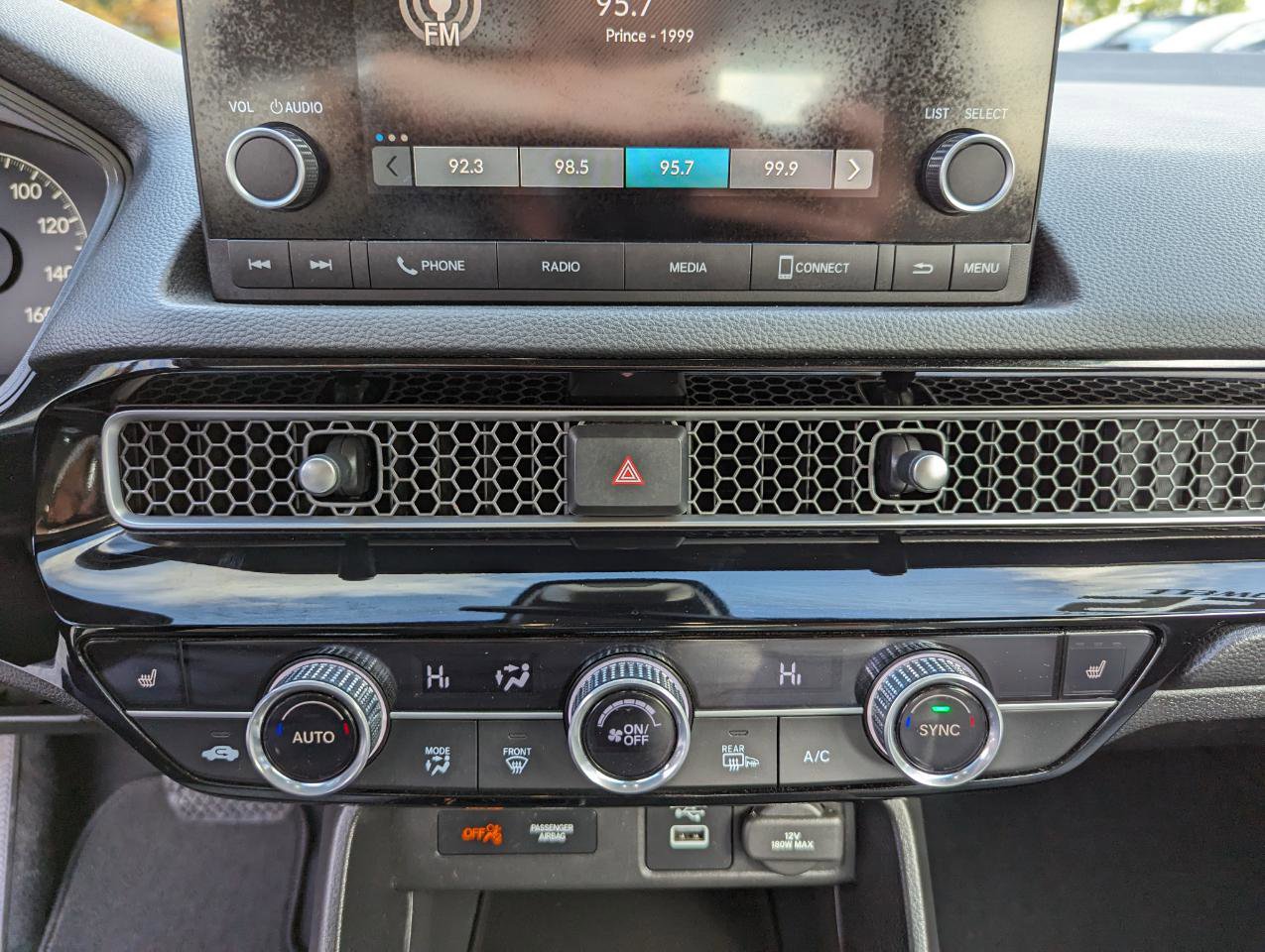 Used 2022 Honda Civic EX image 22