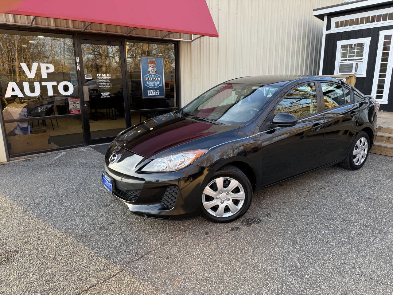 Used 2013 MAZDA MAZDA3 i SV image 1