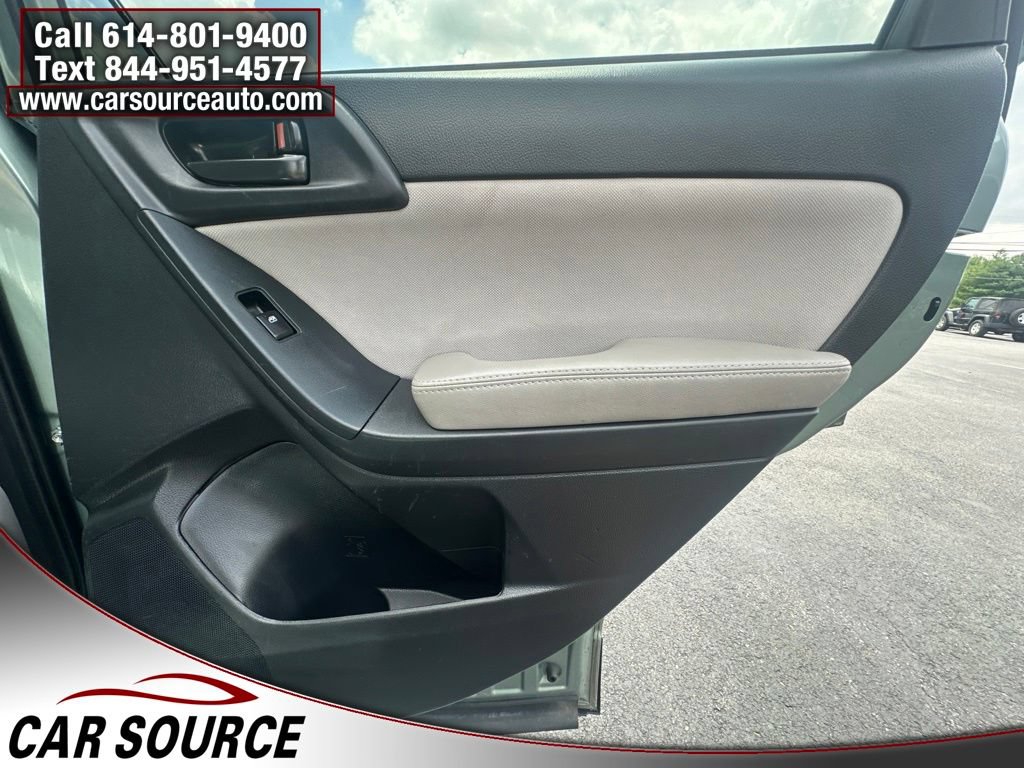 Used 2016 Subaru Forester 2.5i Premium AWD/4WD image 25