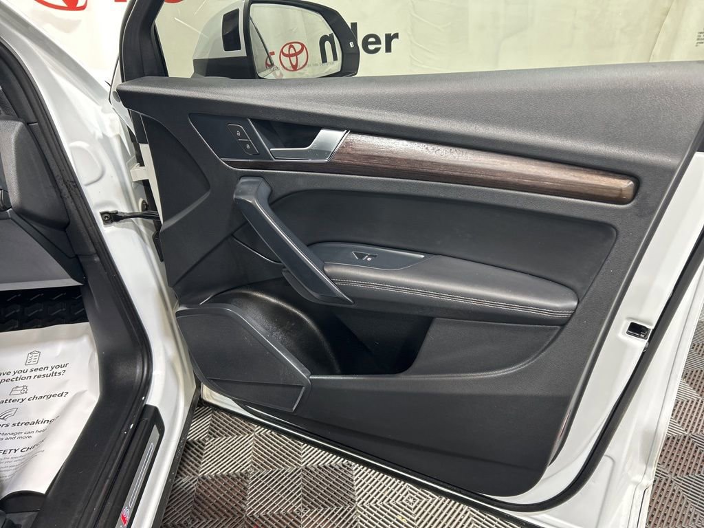 Used 2022 Audi Q5 2.0T Premium Plus image 9