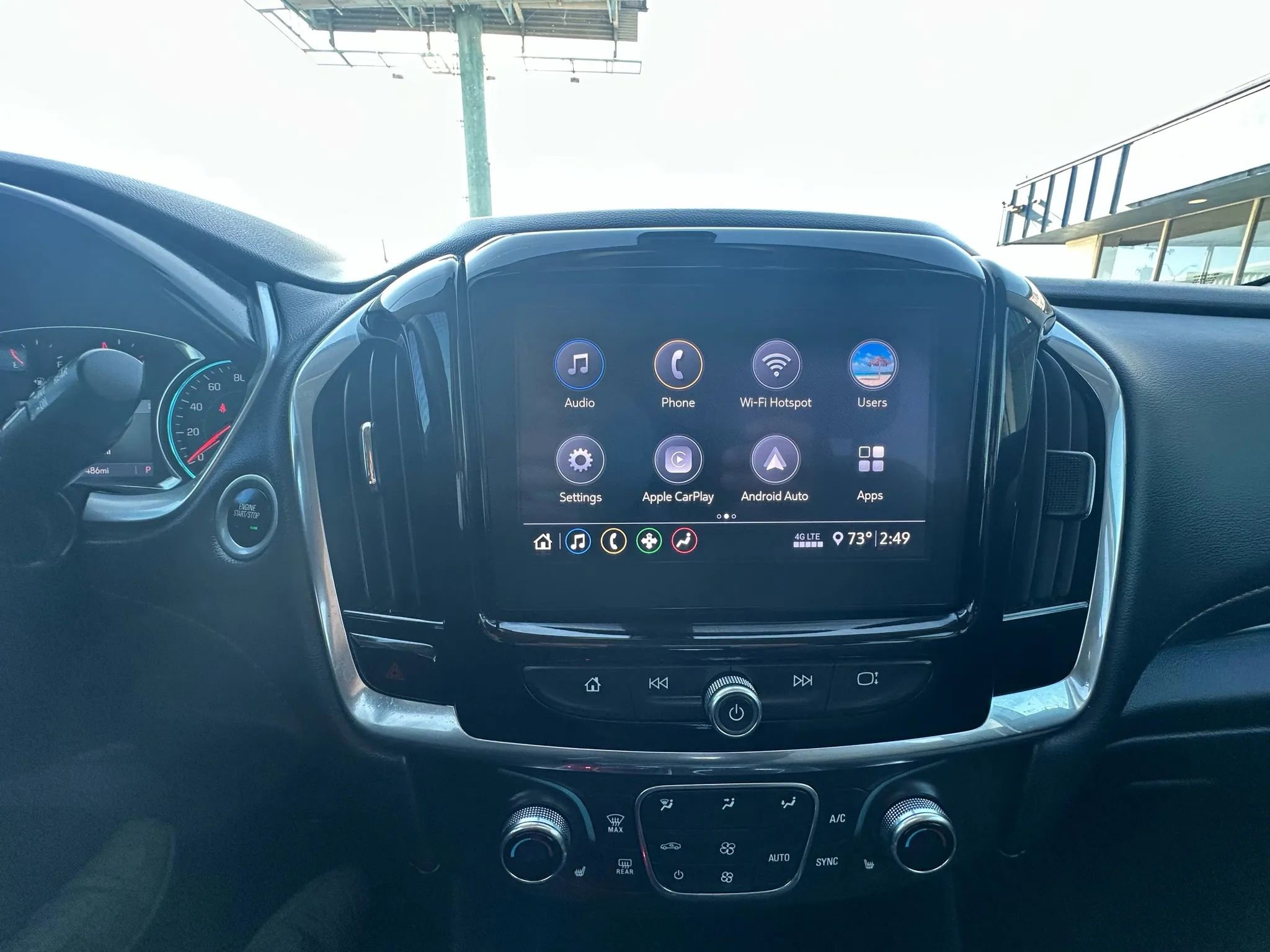 Used 2020 Chevrolet Traverse LT FWD image 27