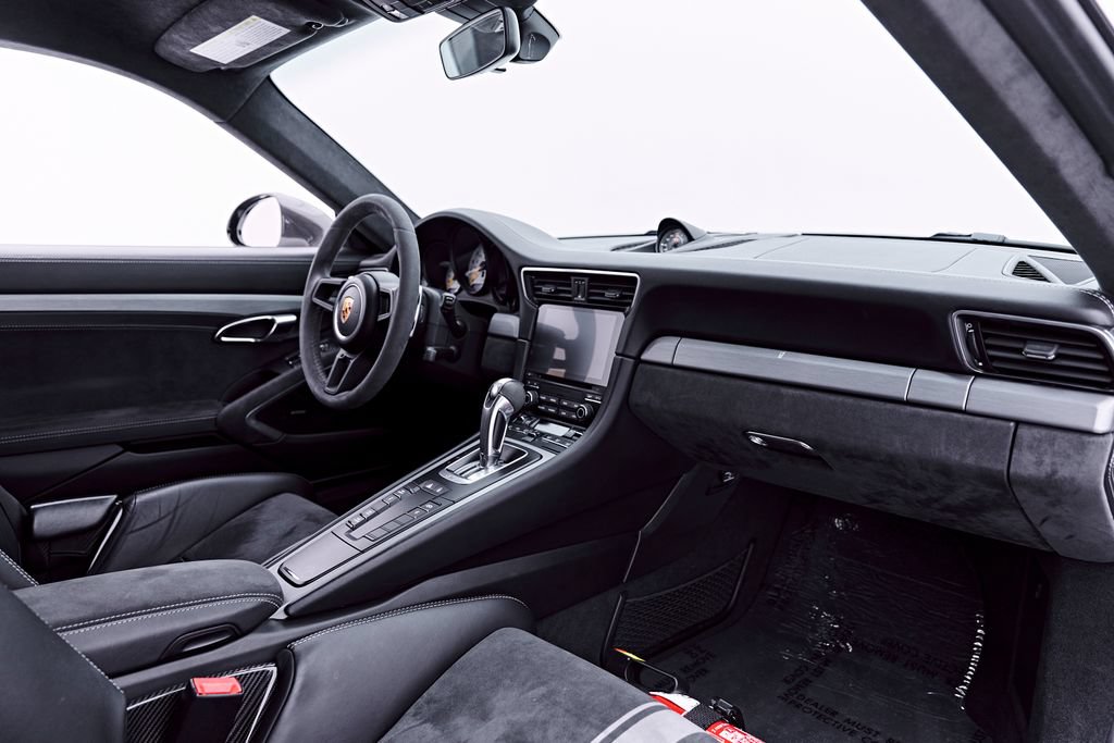 Used 2018 Porsche 911 GT3 RWD image 59