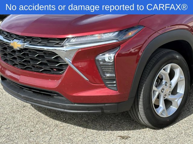 Certified 2024 Chevrolet Trax LS w/ LS Convenience Package FWD image 10