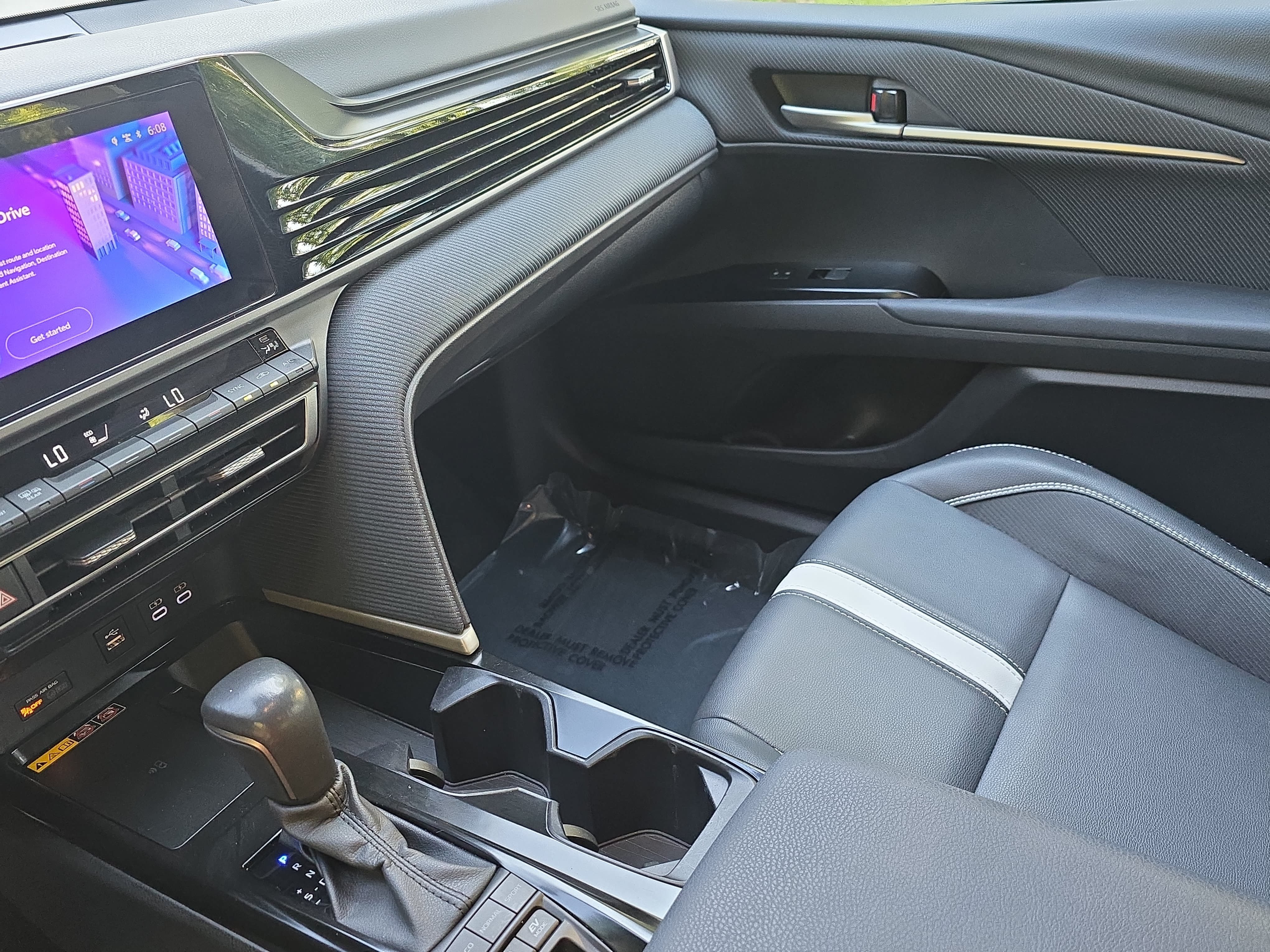 Certified 2025 Toyota Camry SE w/ Convenience Package FWD image 23