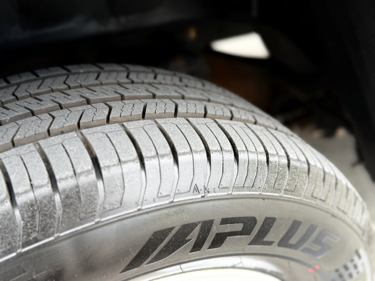 Used 2010 Mercedes-Benz G 550 image 35