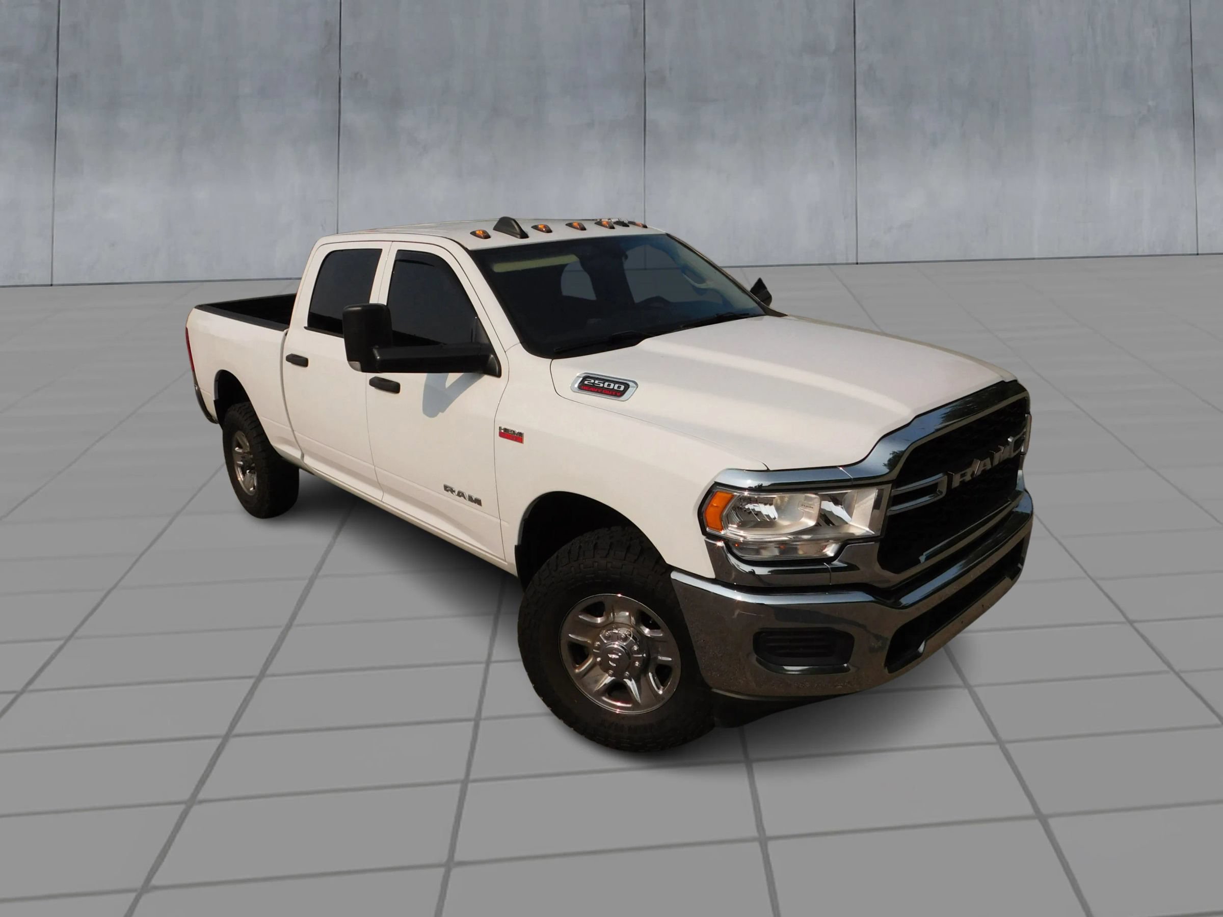 Used 2020 RAM 2500 Tradesman AWD/4WD image 2