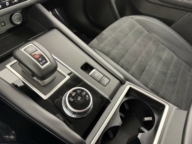 Used 2024 Mitsubishi Outlander SE image 23