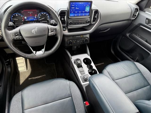 Used 2023 Ford Bronco Sport Outer Banks w/ Tech Package AWD/4WD image 11