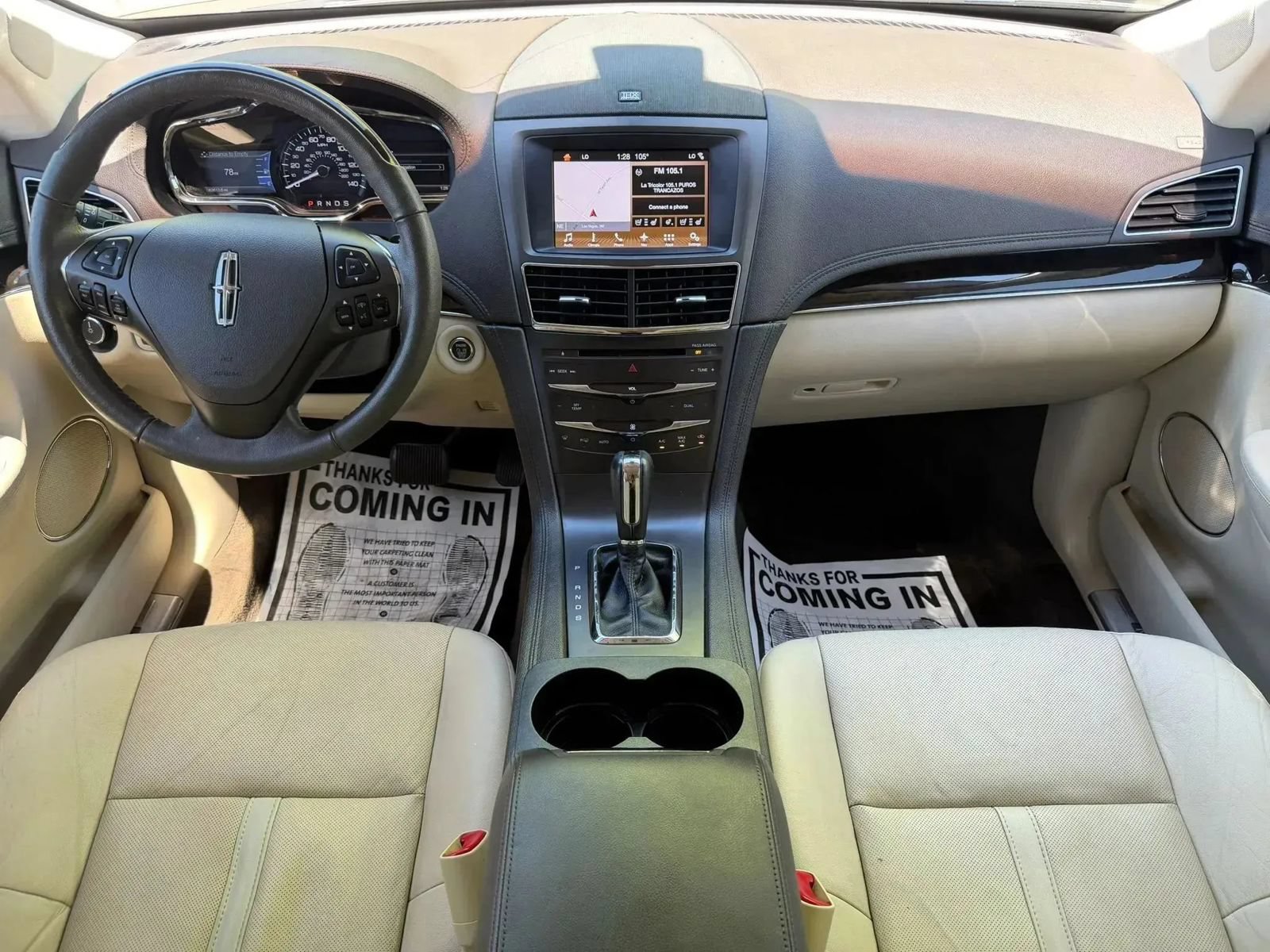 Used 2017 Lincoln MKT AWD image 22