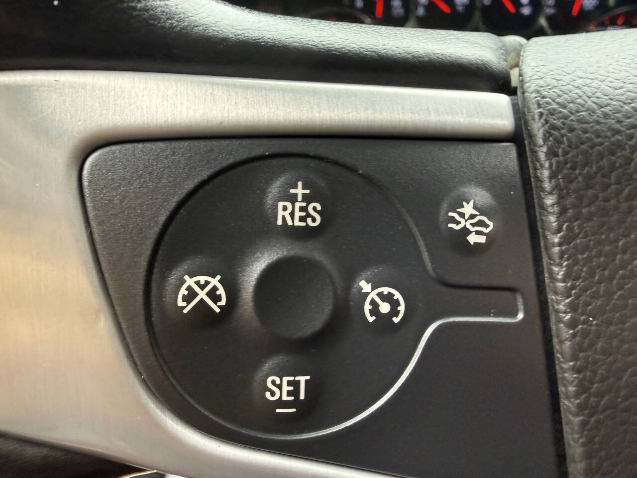 Used 2015 GMC Sierra 2500 SLT AWD/4WD image 40