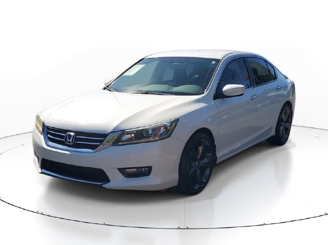 Used 2014 Honda Accord Sport image 2