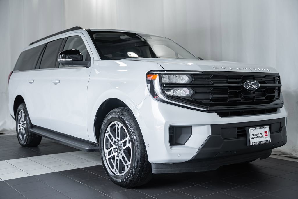 Used 2025 Ford Expedition Max Active image 1