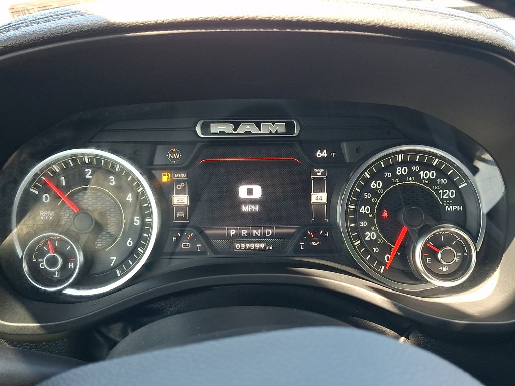 Used 2023 RAM 1500 Laramie AWD/4WD image 26