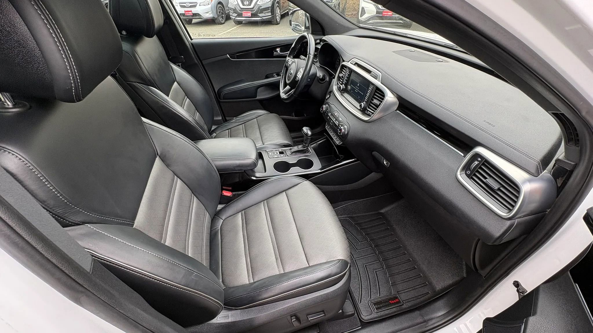 Used 2016 Kia Sorento SX w/ SXL Technology Package image 31
