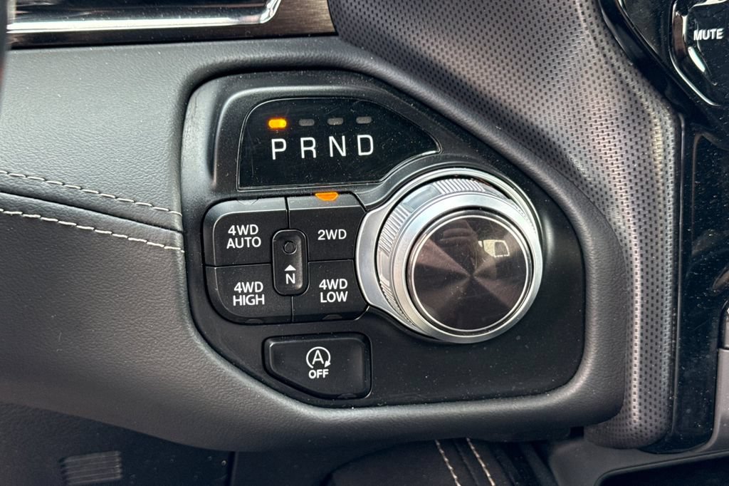 Used 2022 RAM 1500 Limited w/ Body Color Bumper Group AWD/4WD image 21