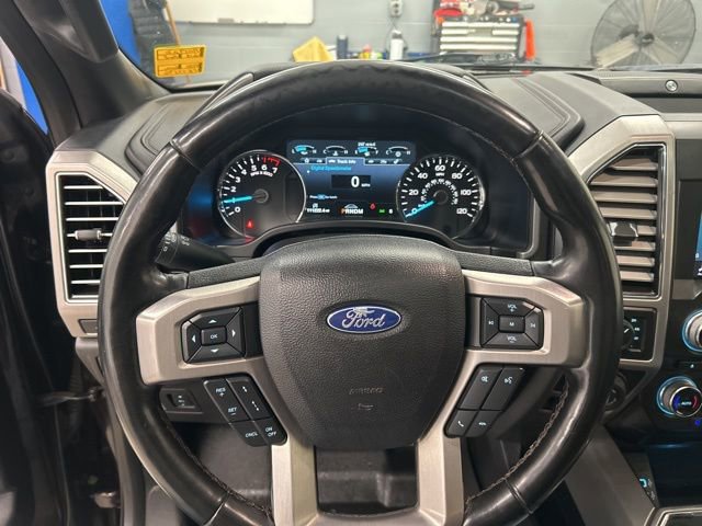 Used 2018 Ford F150 Platinum w/ Equipment Group 701A Luxury image 13