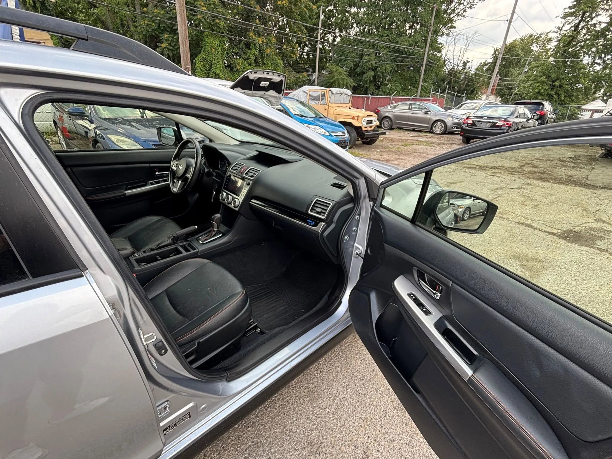 Used 2017 Subaru Crosstrek 2.0i Limited w/ Popular Package #2 image 23