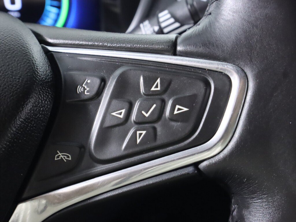 Used 2017 Chevrolet Volt LT w/ Comfort Package FWD image 13