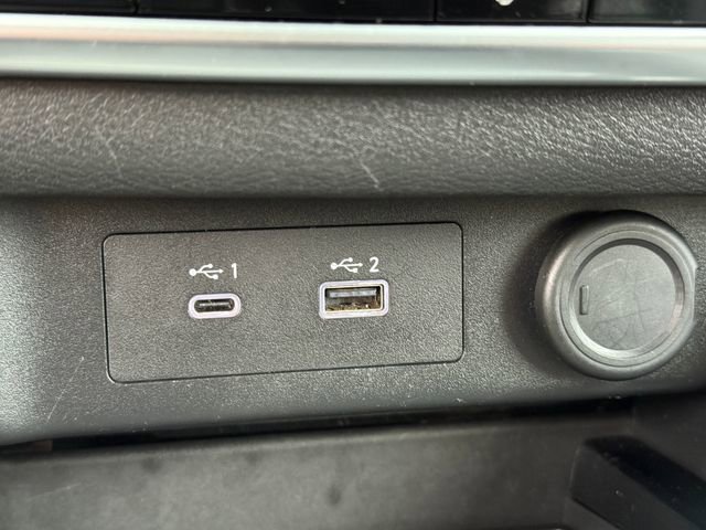 Used 2023 Nissan Rogue SV image 10