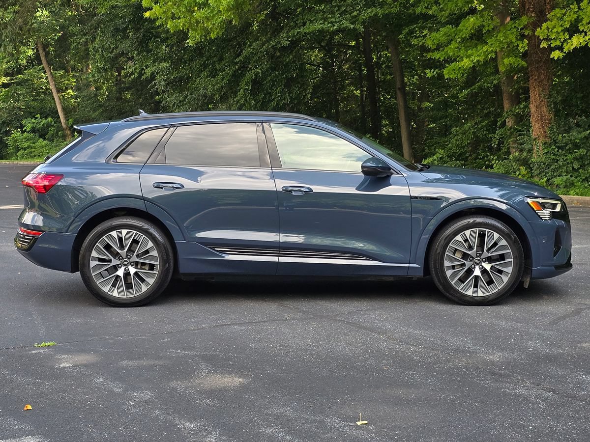 Used 2024 Audi Q8 e-tron Prestige w/ Prestige Package AWD/4WD image 7