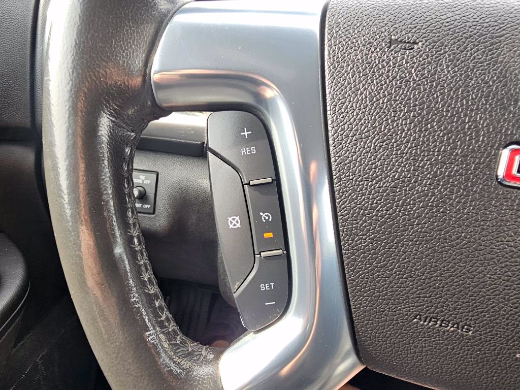 Used 2014 GMC Acadia SLE FWD image 29