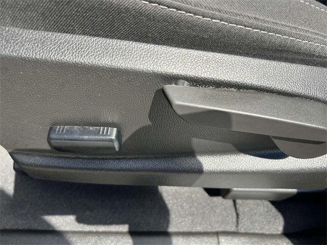 Certified 2022 Chevrolet Colorado LT w/ LT Convenience Package image 19