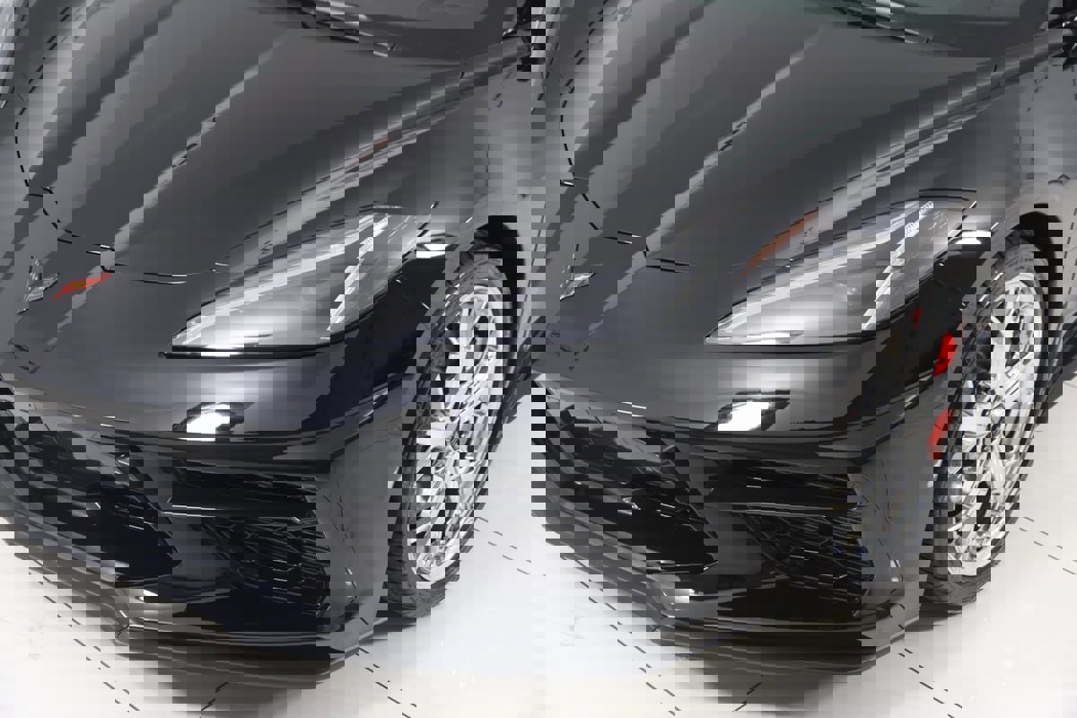 Used 2020 Chevrolet Corvette Stingray Premium Cpe w/ 3LT Preferred Equipment Group image 83