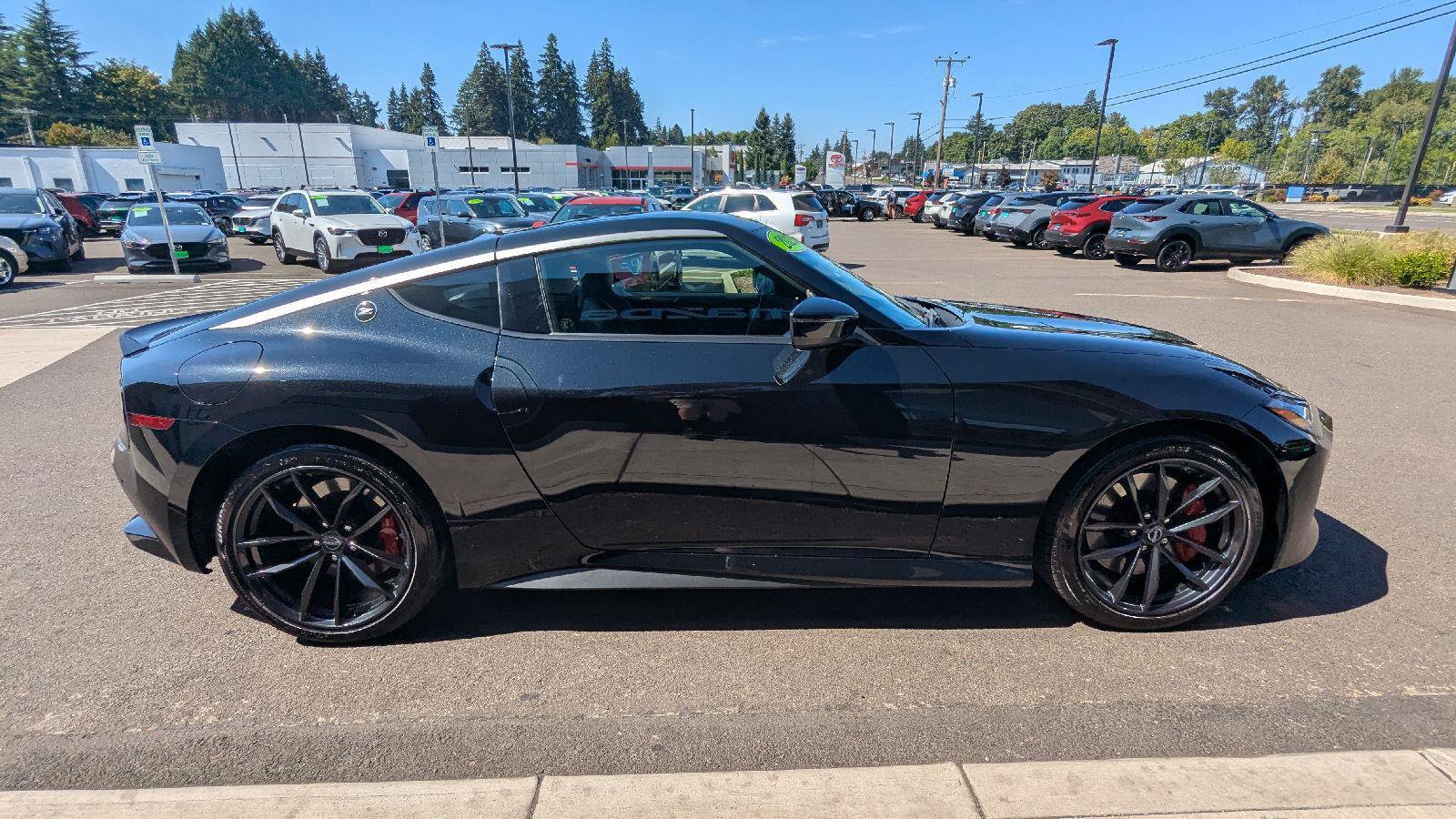 Used 2025 Nissan Z Performance w/ Floor Mat Package RWD image 7